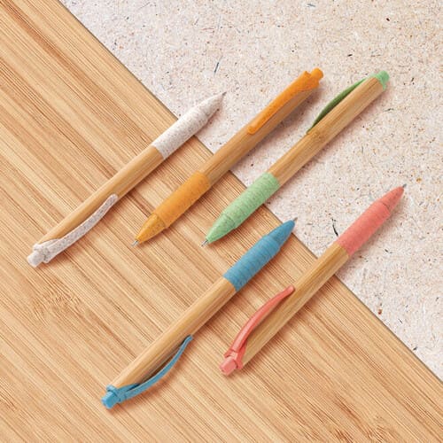 Caneta em bambu com clipe