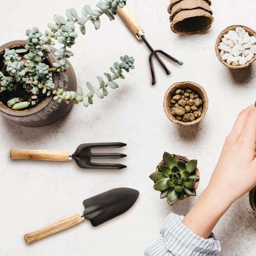 Conjunto de jardinagem com 3 ferramentas em metal