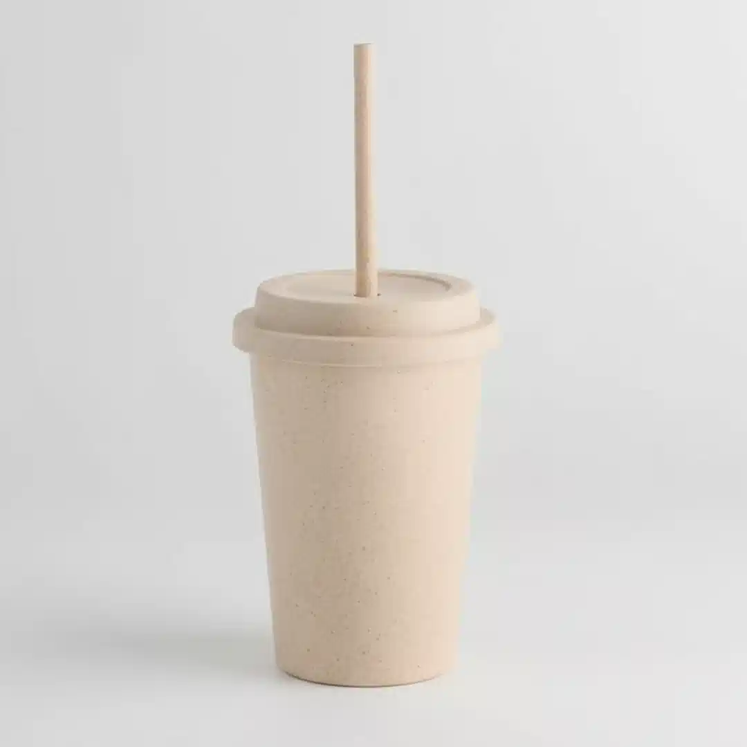 Copo de Viagem com Canudo