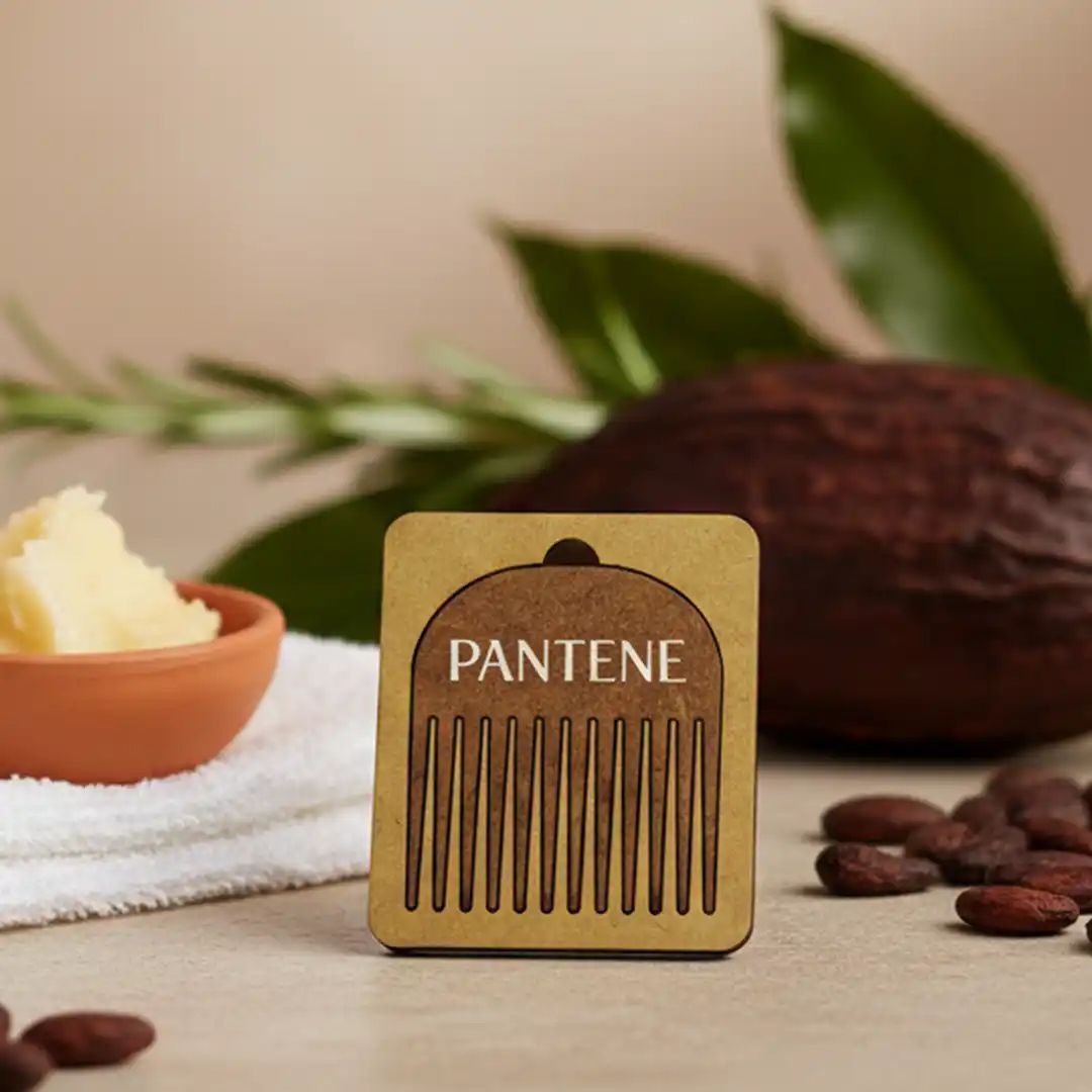 Pente com estojo de MDF